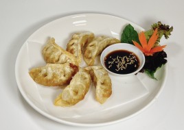 Vegetable Gyoza (6 pcs)