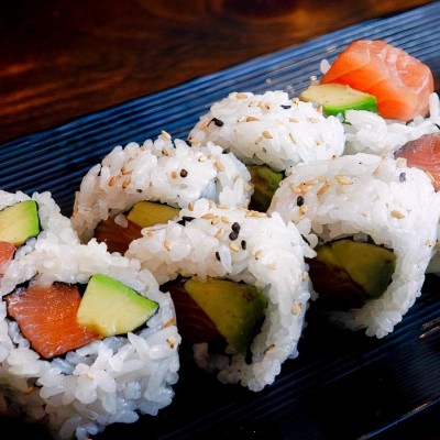 Salmon Avocado Roll