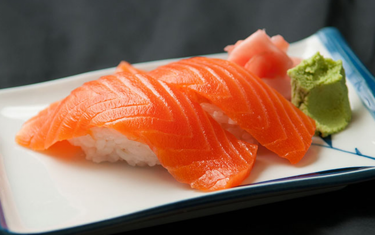 salmon-sushi