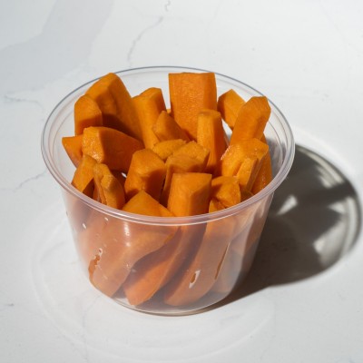 Bucket of Carrots 