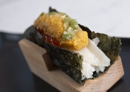 Yellowtail Belly With Uni Hand Roll