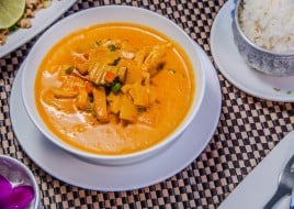 RED CURRY