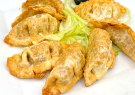 Dumpling (8 pc, Steamed or Fried)