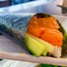 SPICY SALMON HANDROLL