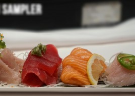 SASHIMI SAMPLER (10 Pcs)