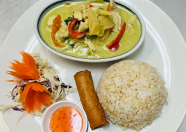 L13 GREEN CURRY CHICKEN