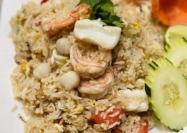 SEAFOOD FRIED RICE