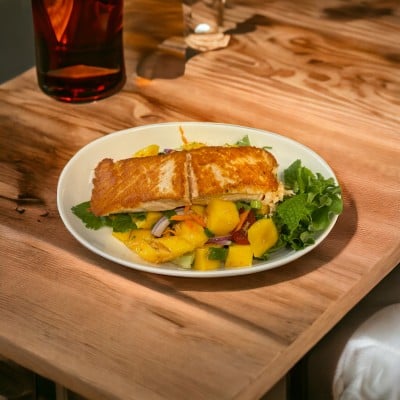 Grilled Salmon With Mango Salad