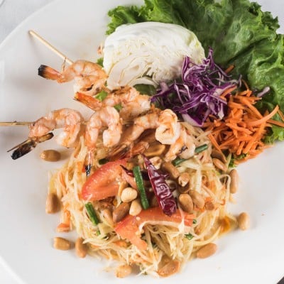 Papaya Salad with Grilled shrimp