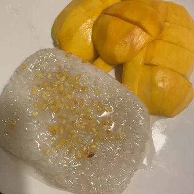 Mango Sweet Sticky Rice (Seasonal)